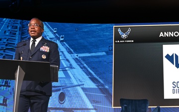 Commander of AFSC presents at Tinker and The Primes