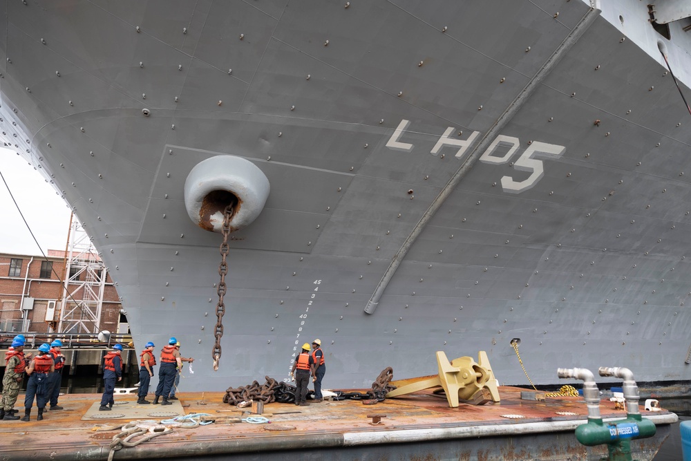 USS Bataan Sailors Conduct Anchor Drop