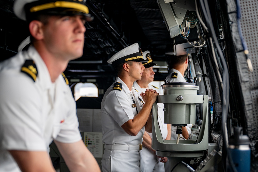 USS Somerset (LPD 25) Homecoming