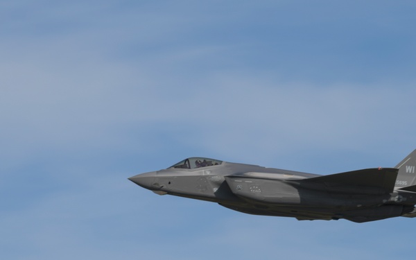F-35’s historic first arrival at the Alpena Combat Readiness Training Center