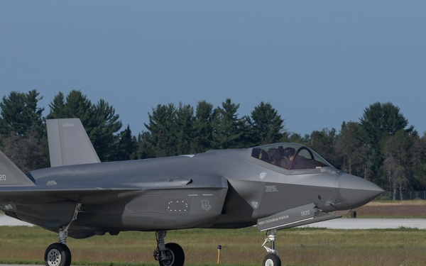 F-35’s historic first arrival at the Alpena Combat Readiness Training Center