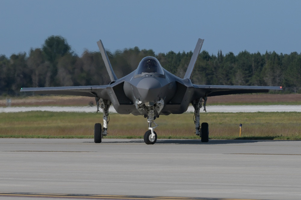 F-35’s historic first arrival at the Alpena Combat Readiness Training Center