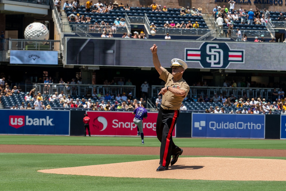 3rd MAW commanding general throws Padres first pitch