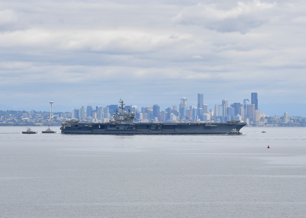 USS Ronald Reagan (CVN 76) Arrives at Naval Base Kitsap