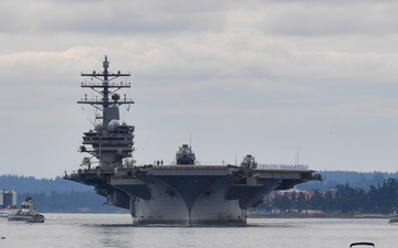 USS Ronald Reagan (CVN 76) Arrives at Naval Base Kitsap