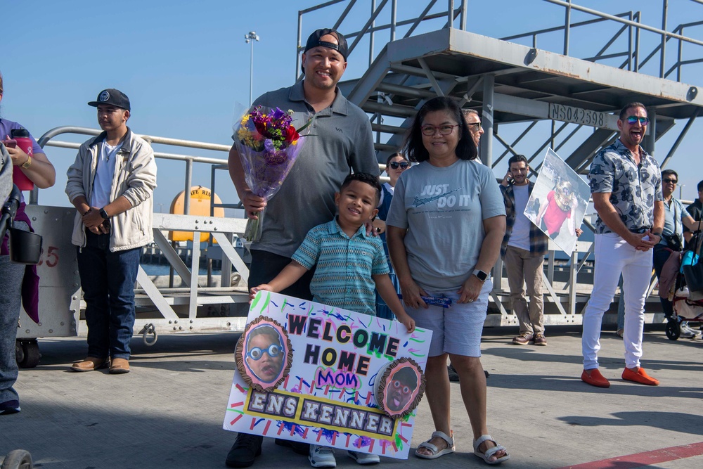 USS Somerset (LPD 25) returns home after Indo-Pacific deployment