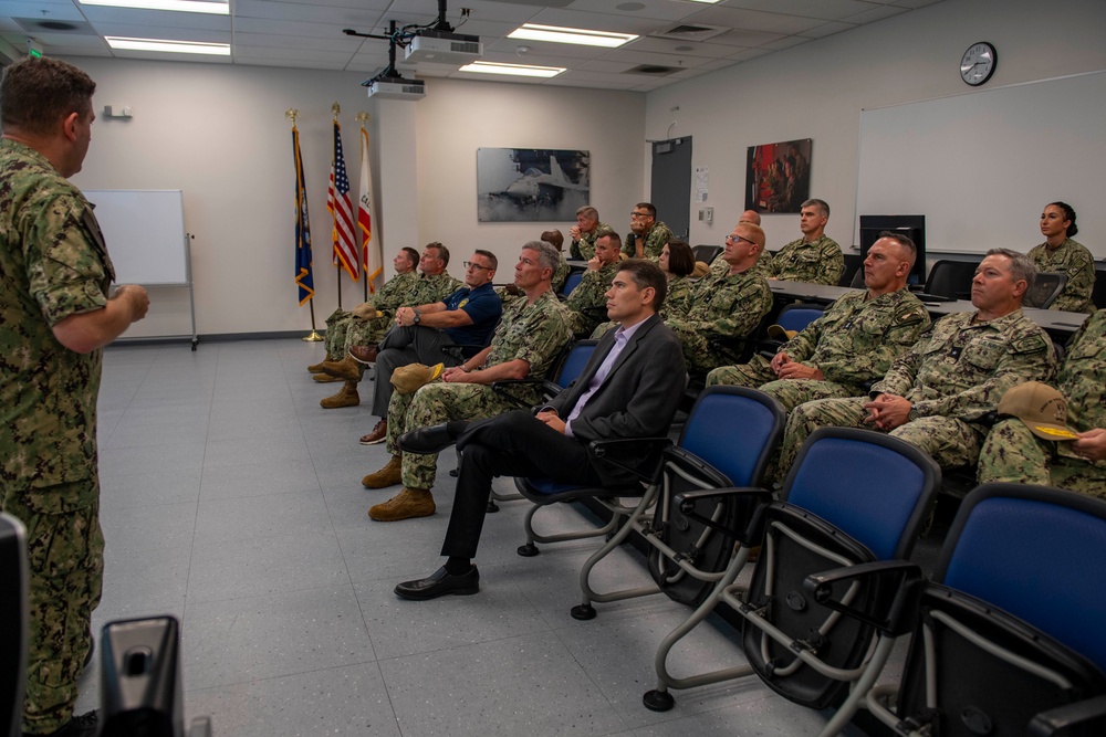 Surface Warfare Flag Officers Tour SCSTC and USS Pinckney