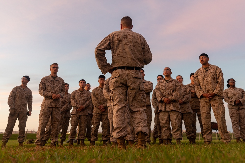 MWHS-1 NCOs navigate the obstacle course