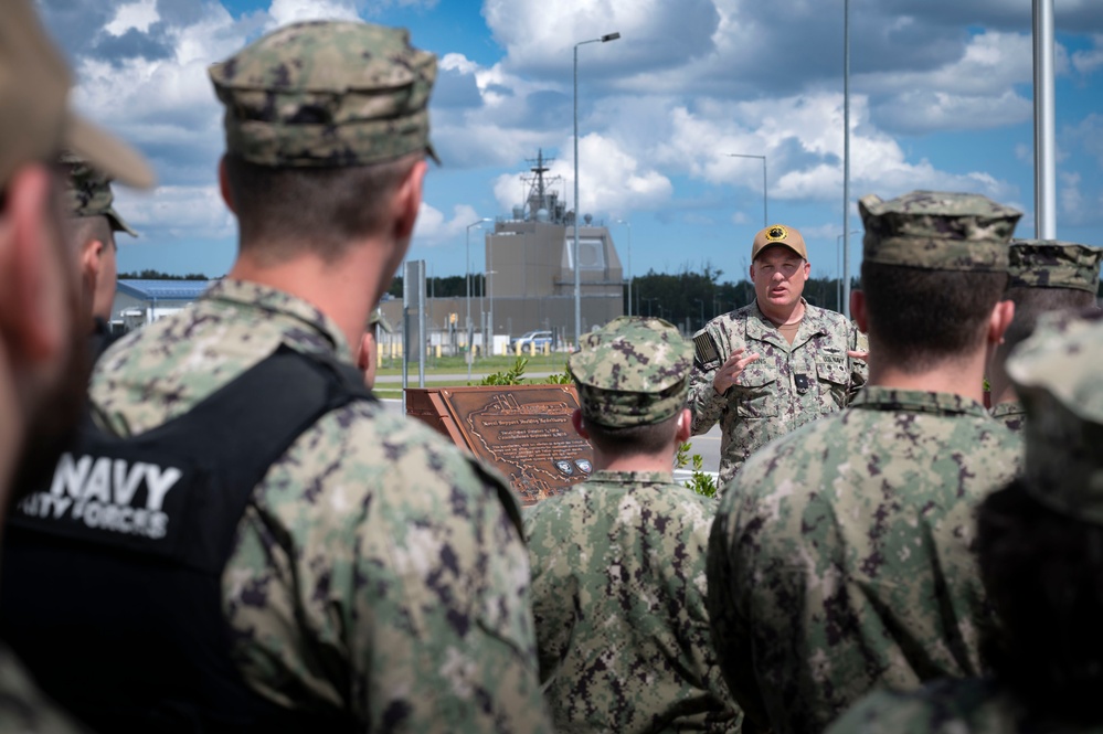 Commander, Navy Region EURAFCENT Visits NSF Redzikowo, Poland