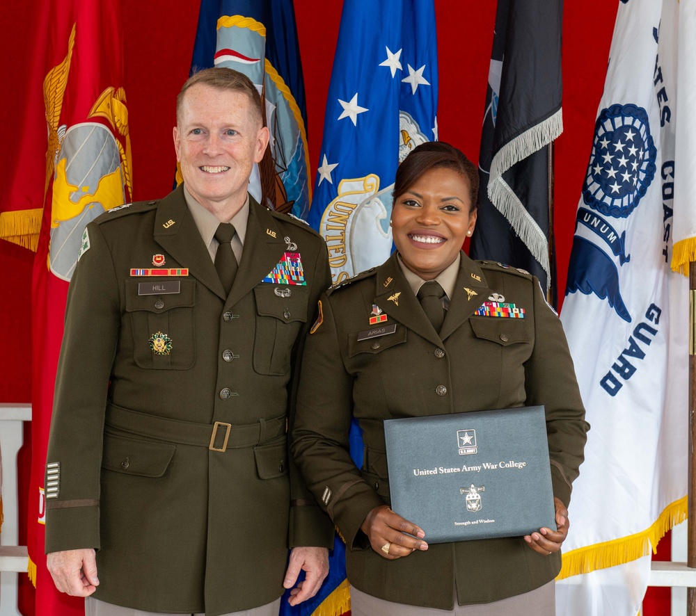 U.S. Army Nurse earns professional ethics award for behavioral health work