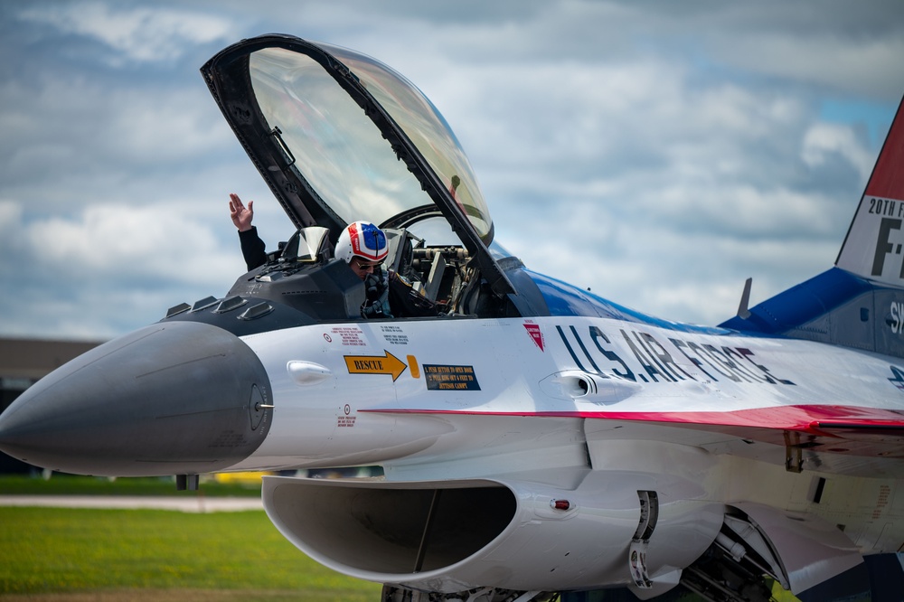 The U.S. Air Force F-16 Viper Demonstration Team performs at the Quinte International Airshow