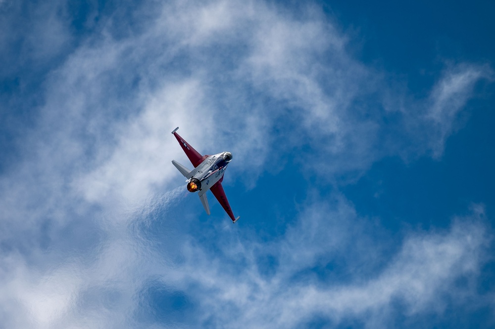 The U.S. Air Force F-16 Viper Demonstration Team performs at the Quinte International Airshow