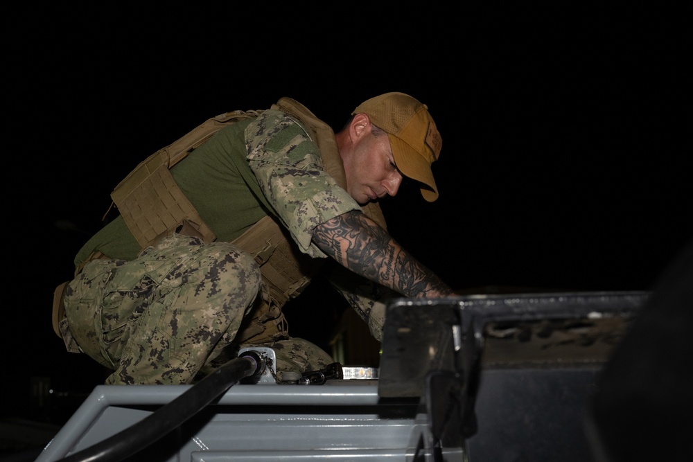 MSRON 1 Practices Night Operations