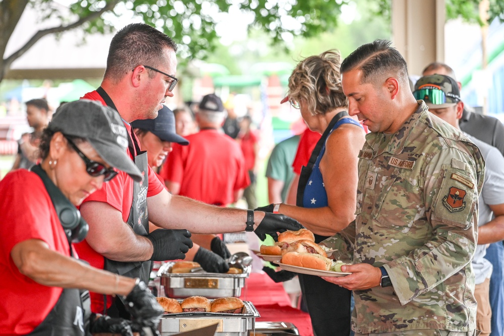 Military, families celebrated at Military Salute Picnic