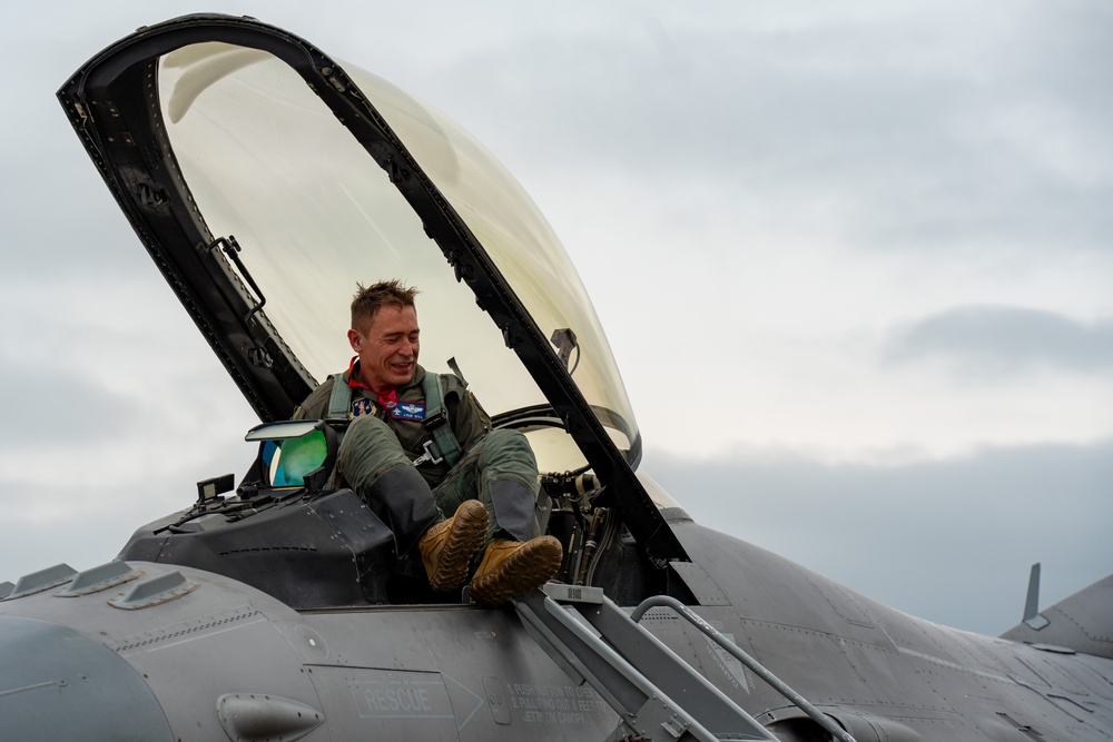 Col. Josh Wika Fini Flight