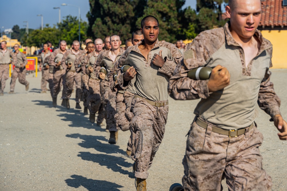 MCRD San Diego Bravo Company Confidence Course