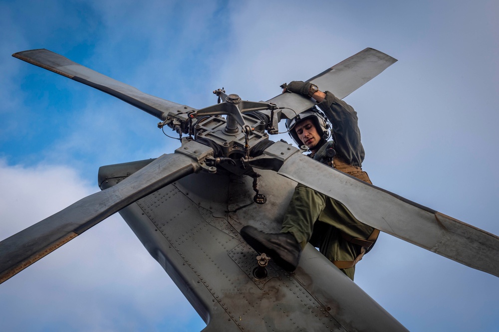 USS Carl Vinson Conducts Flight Operations