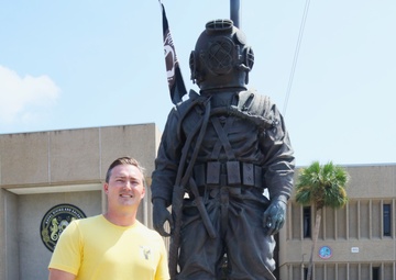 Navy Diver Training at Naval Diving and Salvage Training Center