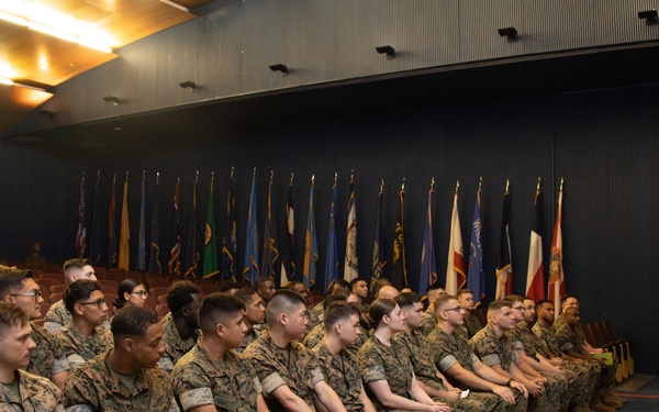 Gen. Smith and Sgt. Maj. Ruiz Visit Henderson Hall Marines