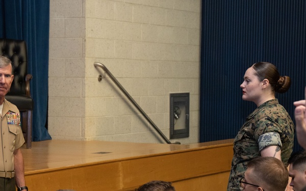 Gen. Smith and Sgt. Maj. Ruiz Visit Henderson Hall Marines