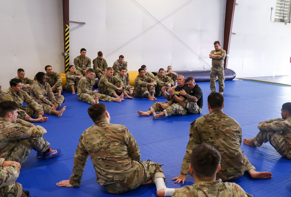 Pa. National Guard Soldiers train in Army Combatives