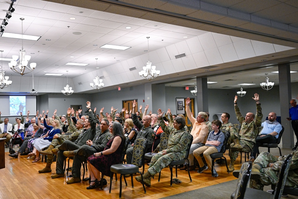 19th MXG commander retires after 27 years of service