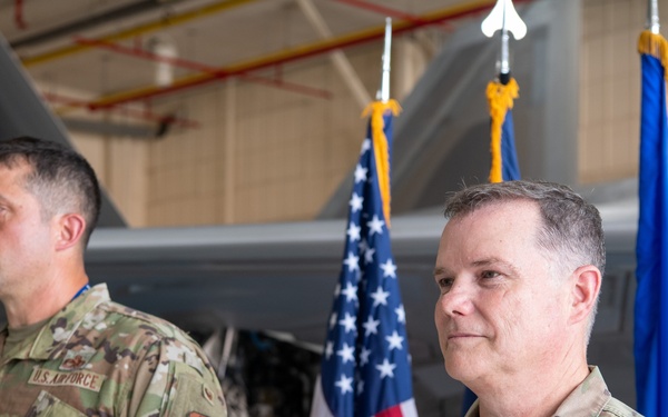 Master Sgt. John David Eaves retires