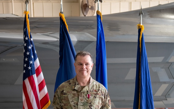 Master Sgt. John David Eaves retires