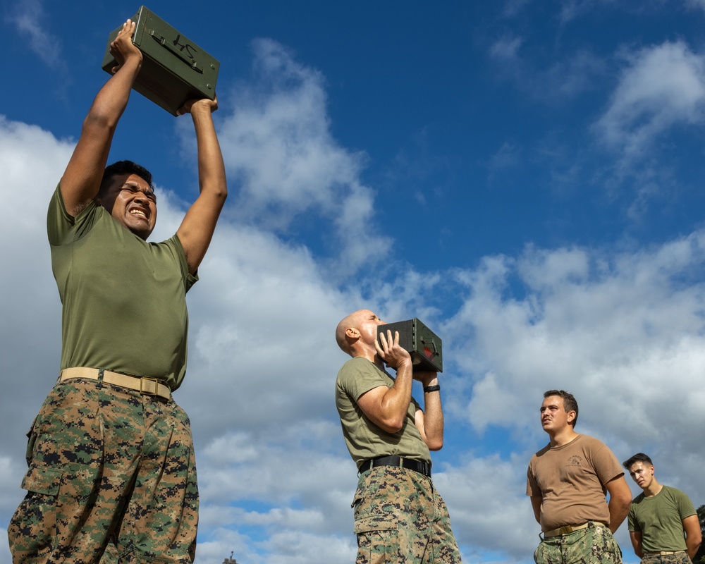 MARFORPAC hosts UH NROTC midshipmen
