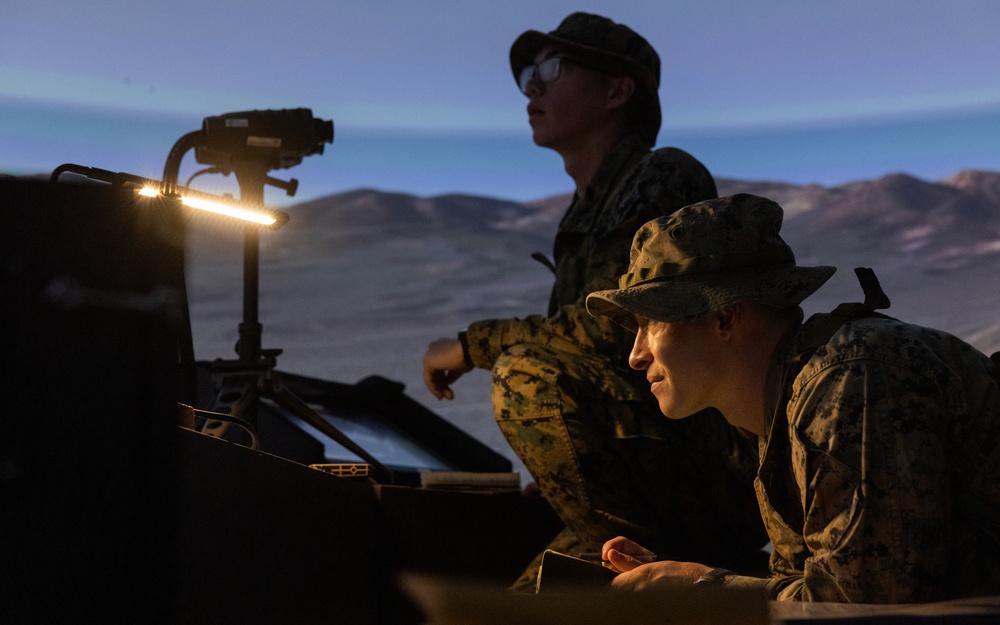MARFORPAC hosts UH NROTC midshipmen