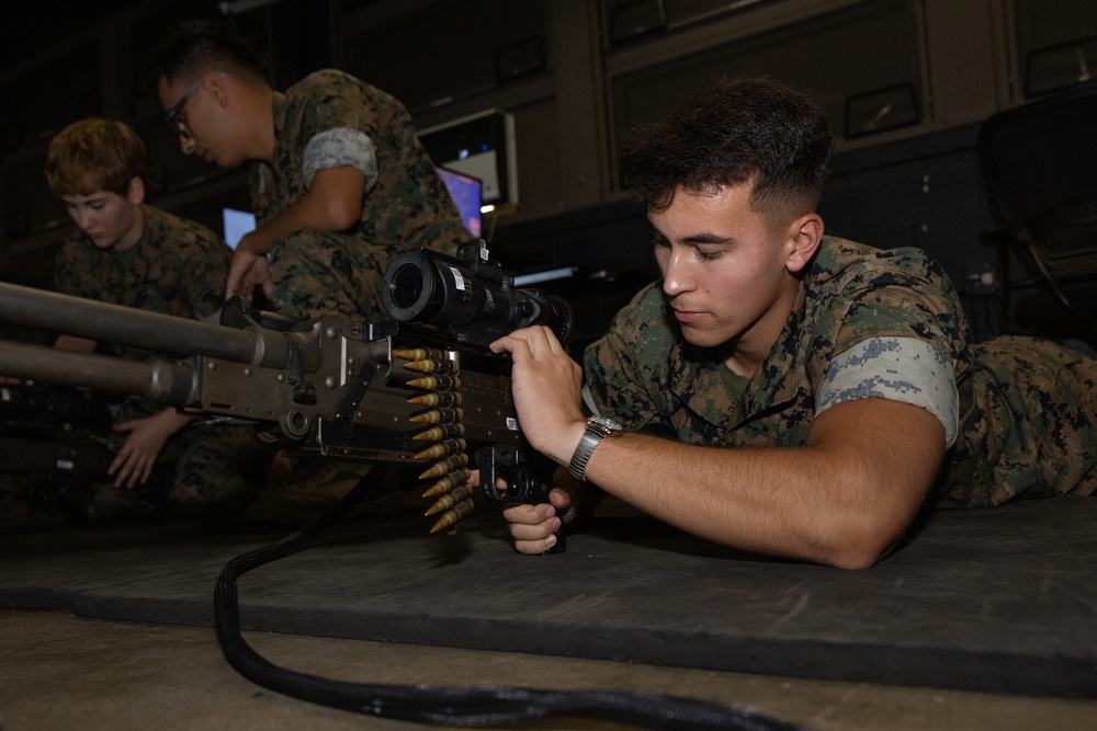 MARFORPAC hosts UH NROTC midshipmen