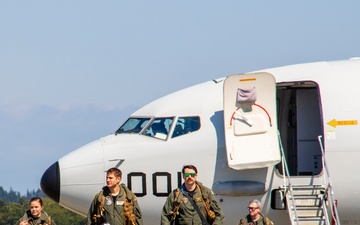 P-8A Poseidon Plane Catch