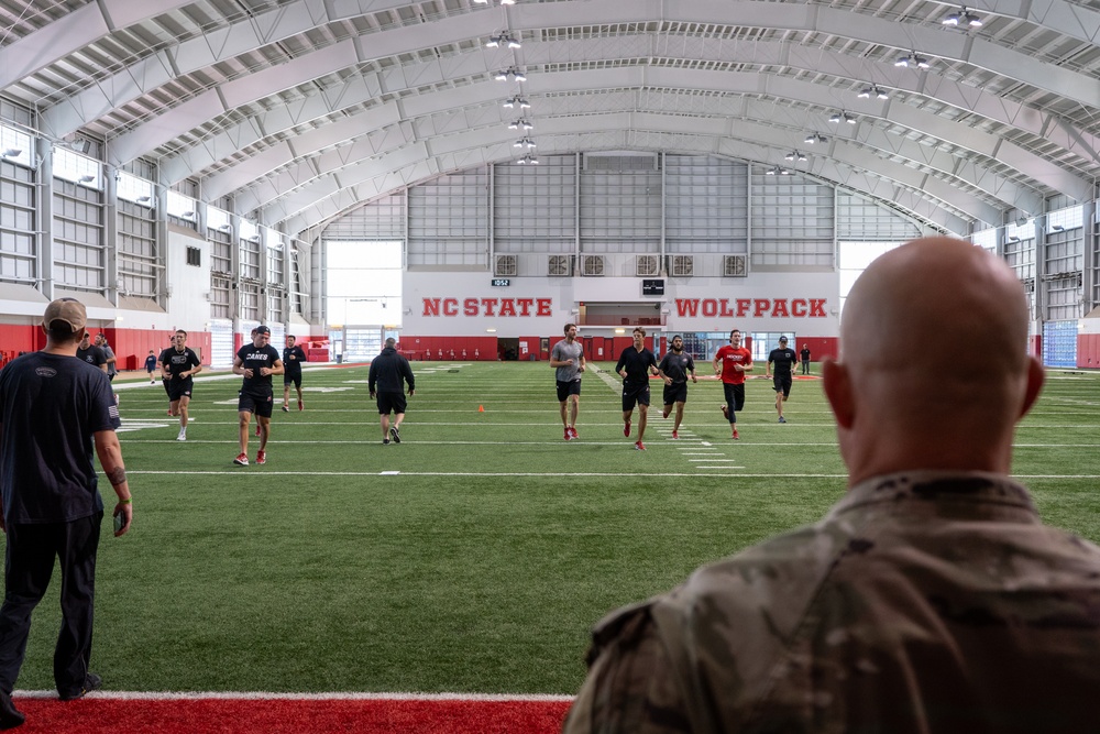 3rd Special Forces Group visits the Carolina Hurricanes