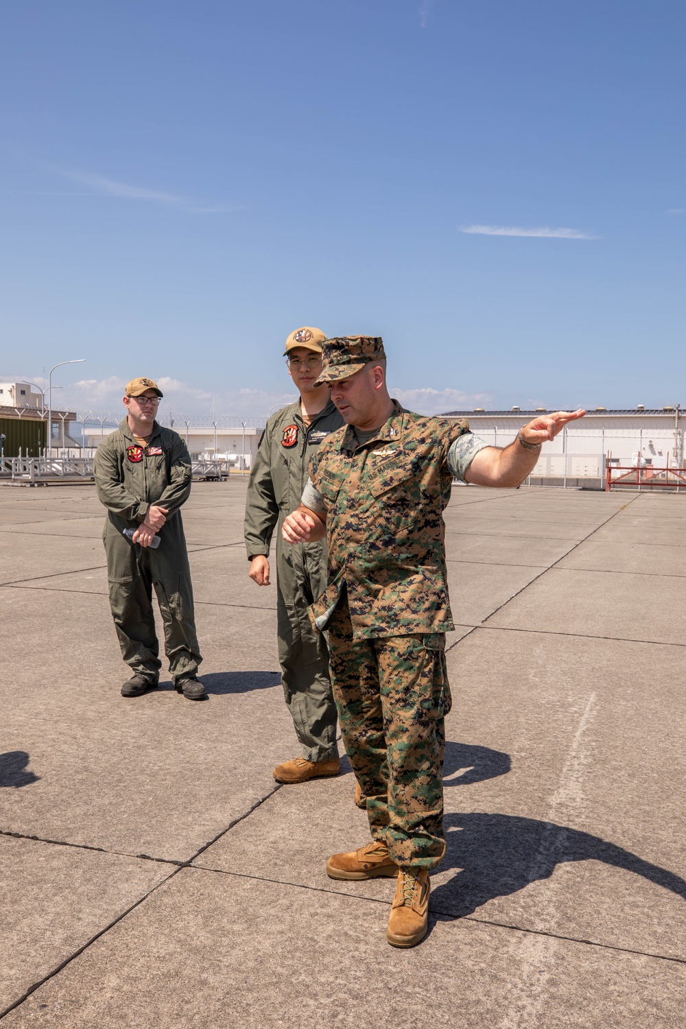 Staff Delegate visits Marine Corps Air Station Iwakuni