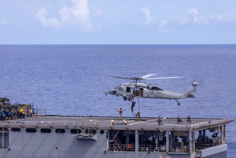 31st MEU conducts Visit, Board, Search, and Seizure