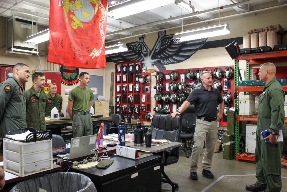 1st MAW CG visits MAG-24