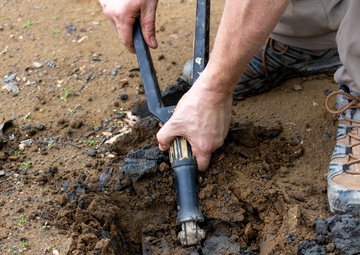 Geologists and historians trek muddy shores to protect Monongahela River’s cultural heritage