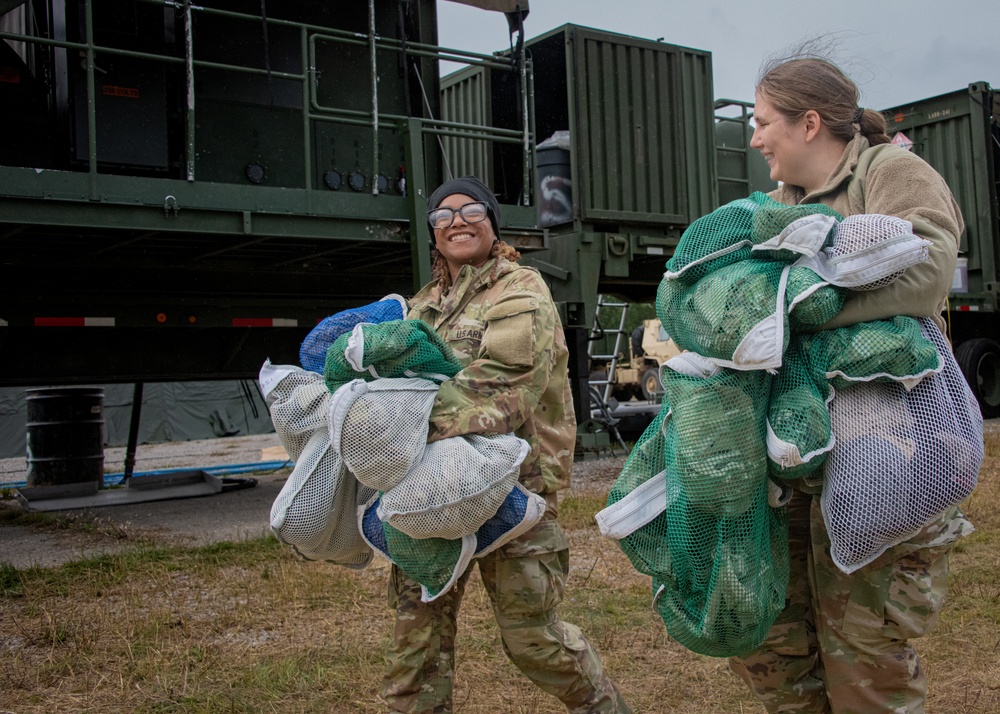 Field Laundry and Shower Specialists : Exercise Northern Strike 24-2