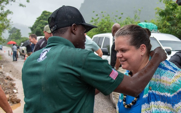 U.S. Embassy to Lao PDR Ambassador visits DPAA in Lao PDR