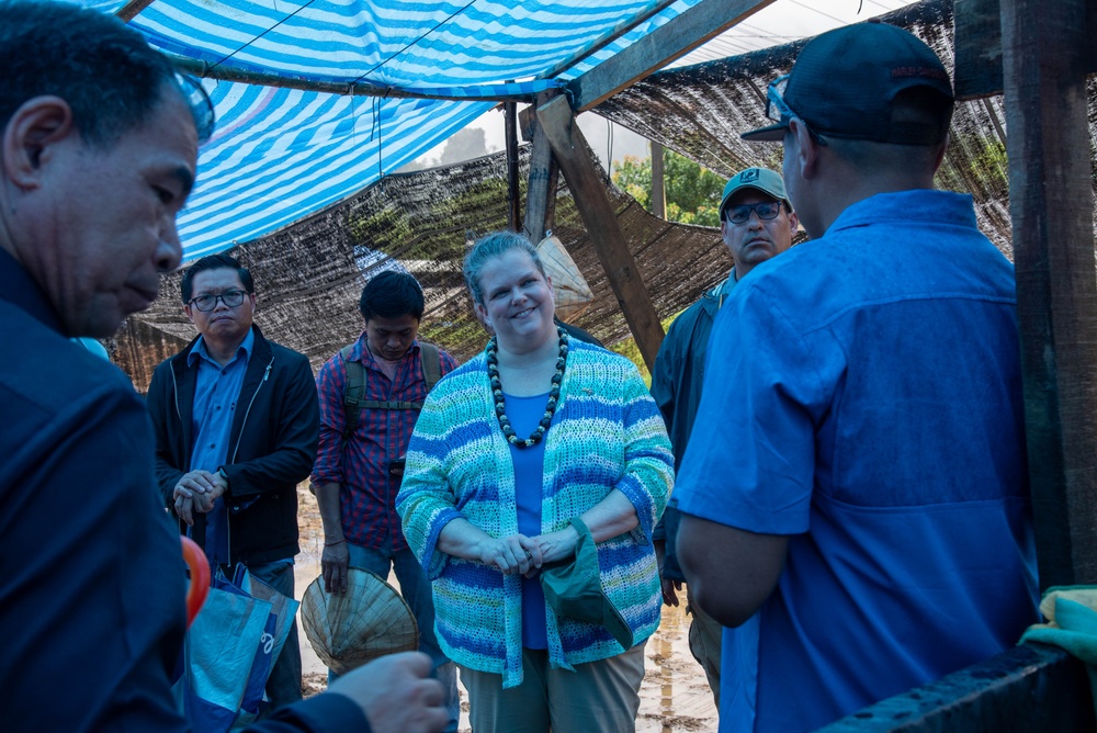 U.S. Embassy to Lao PDR Ambassador visits DPAA in Lao PDR