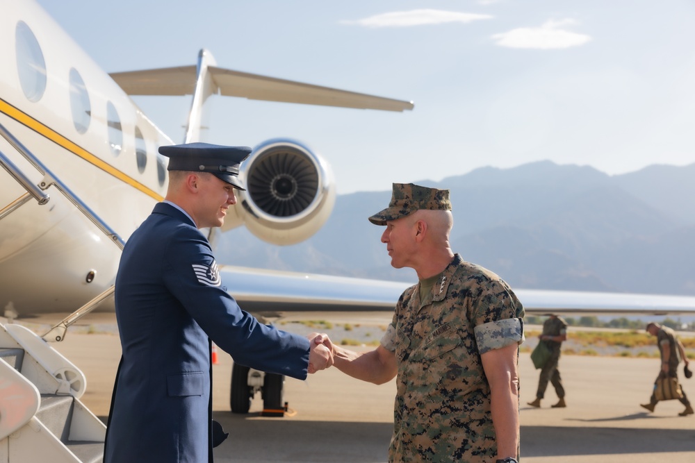 Commandant, Gen. Smith, Visits Marine Corps Air Ground Combat Center, Twentynine Palms