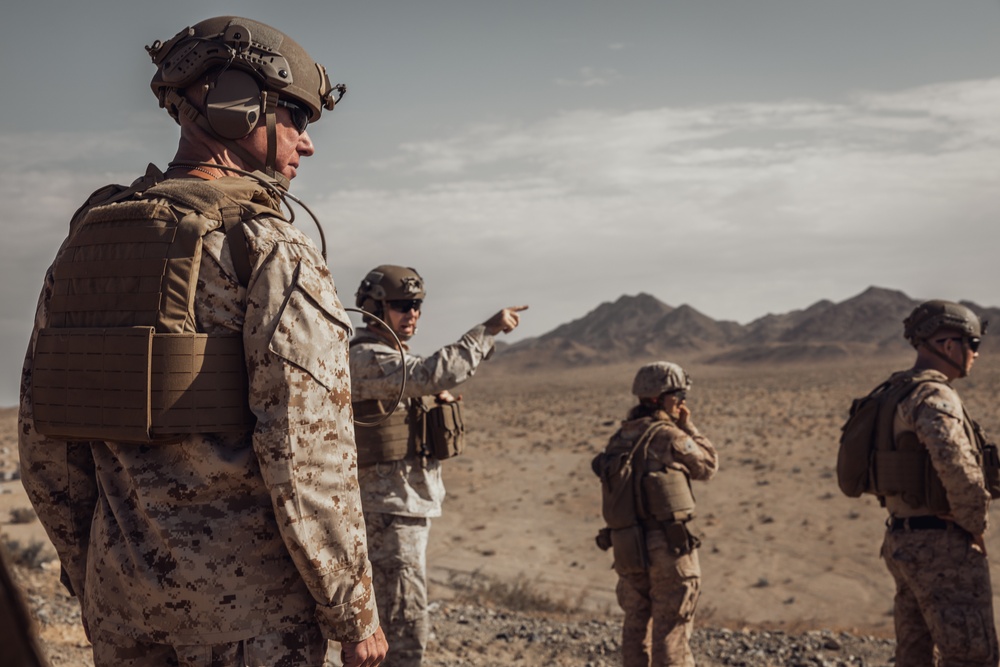 Commandant, Gen. Smith, Visits Marine Corps Air Ground Combat Center, Twentynine Palms