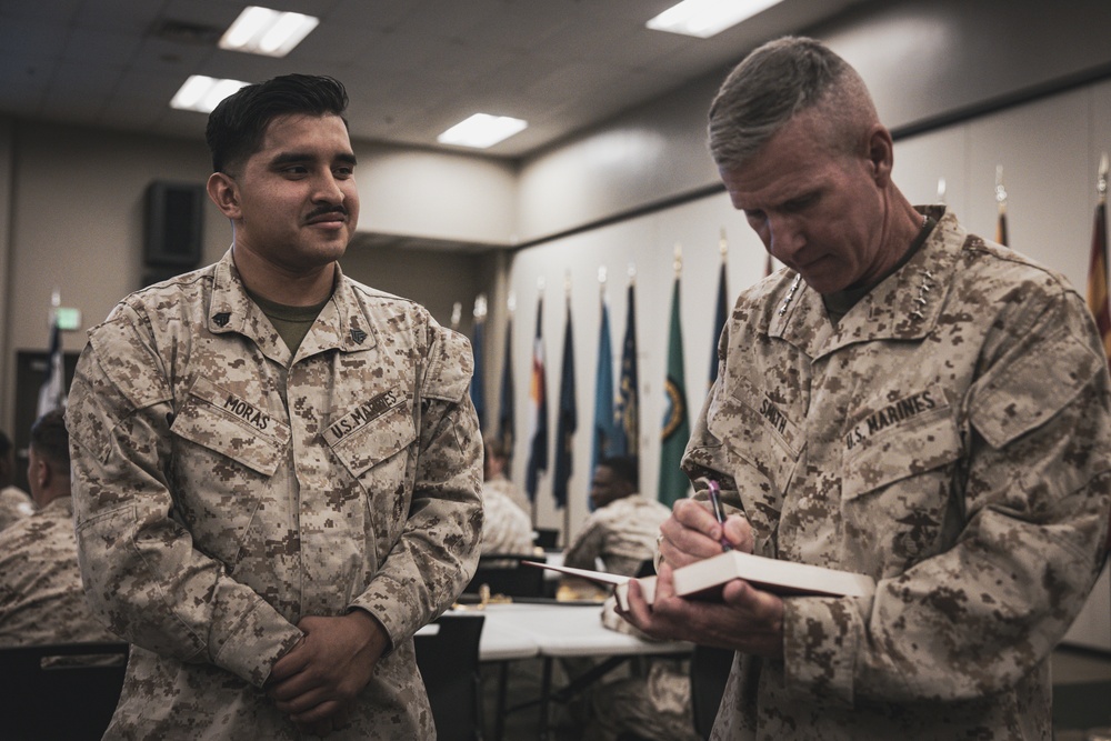 Commandant, Gen. Smith, Visits Marine Corps Air Ground Combat Center, Twentynine Palms