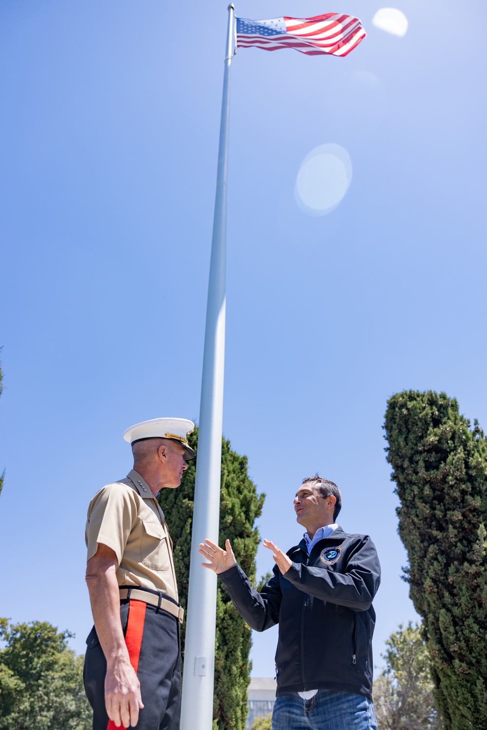 Commandant, Gen. Smith, Visits West Coast Marines