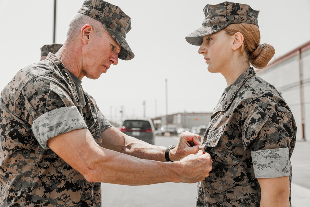 Commandant, Gen. Smith, Visits West Coast Marines