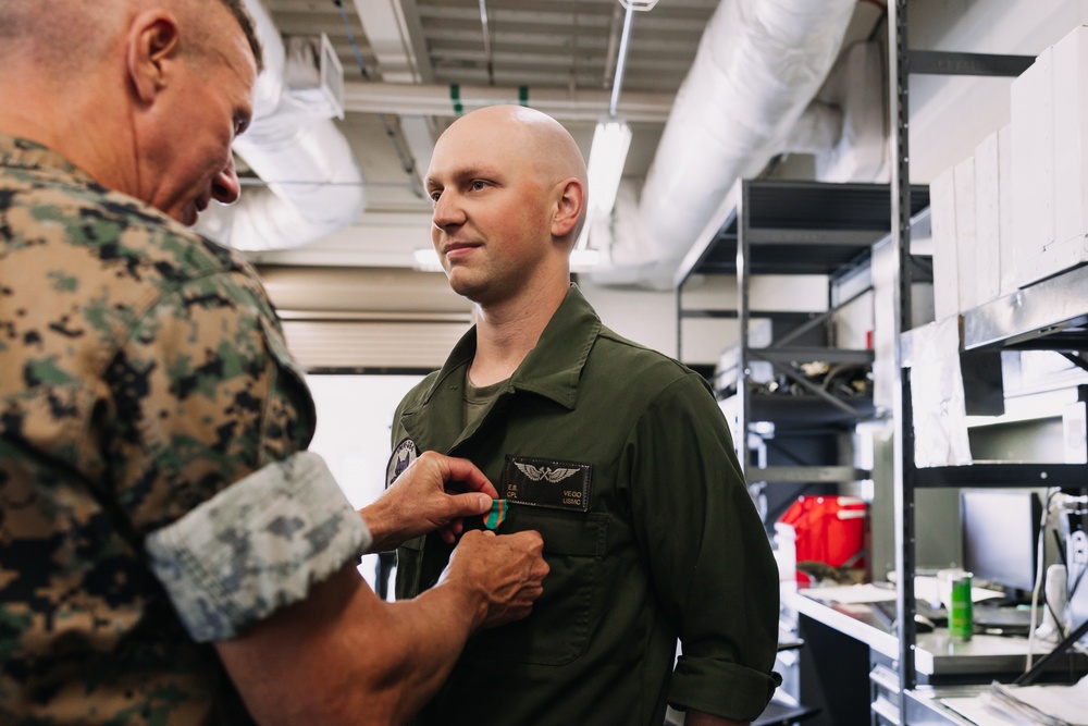 Commandant, Gen. Smith, Visits West Coast Marines