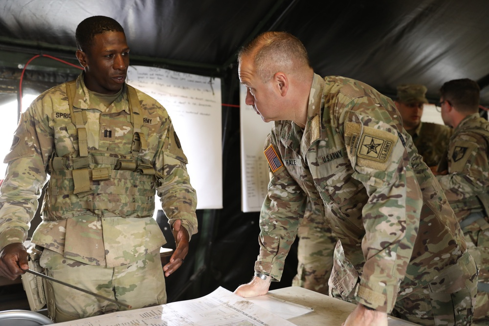 Top Army intelligence officer visits largest annual U.S. Army Reserve training exercise