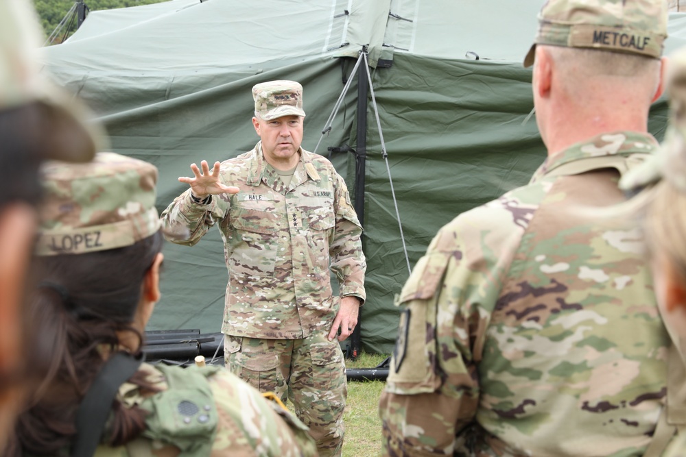 Top Army intelligence officer visits largest annual U.S. Army Reserve training exercise