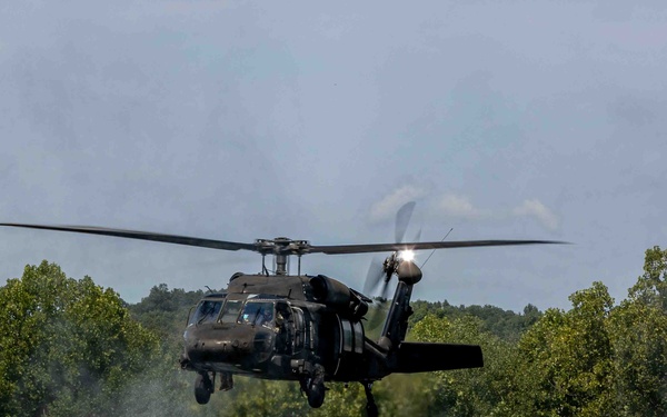 19th ENG BAT Helocasting