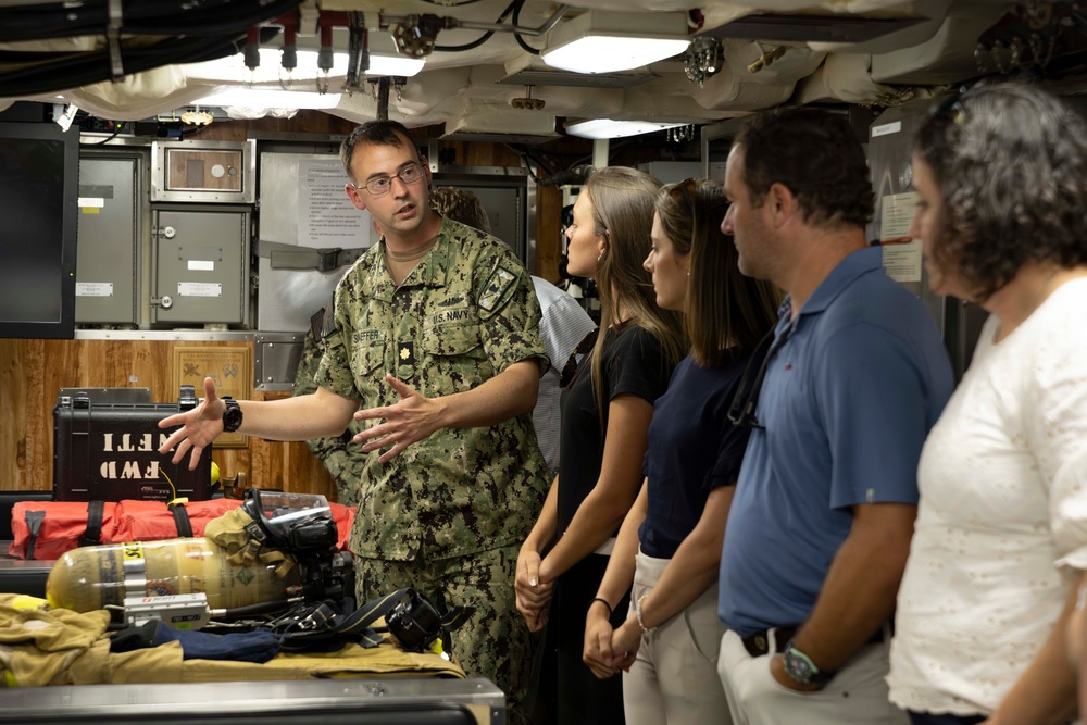 USS Minnesota (SSN 783) Tour